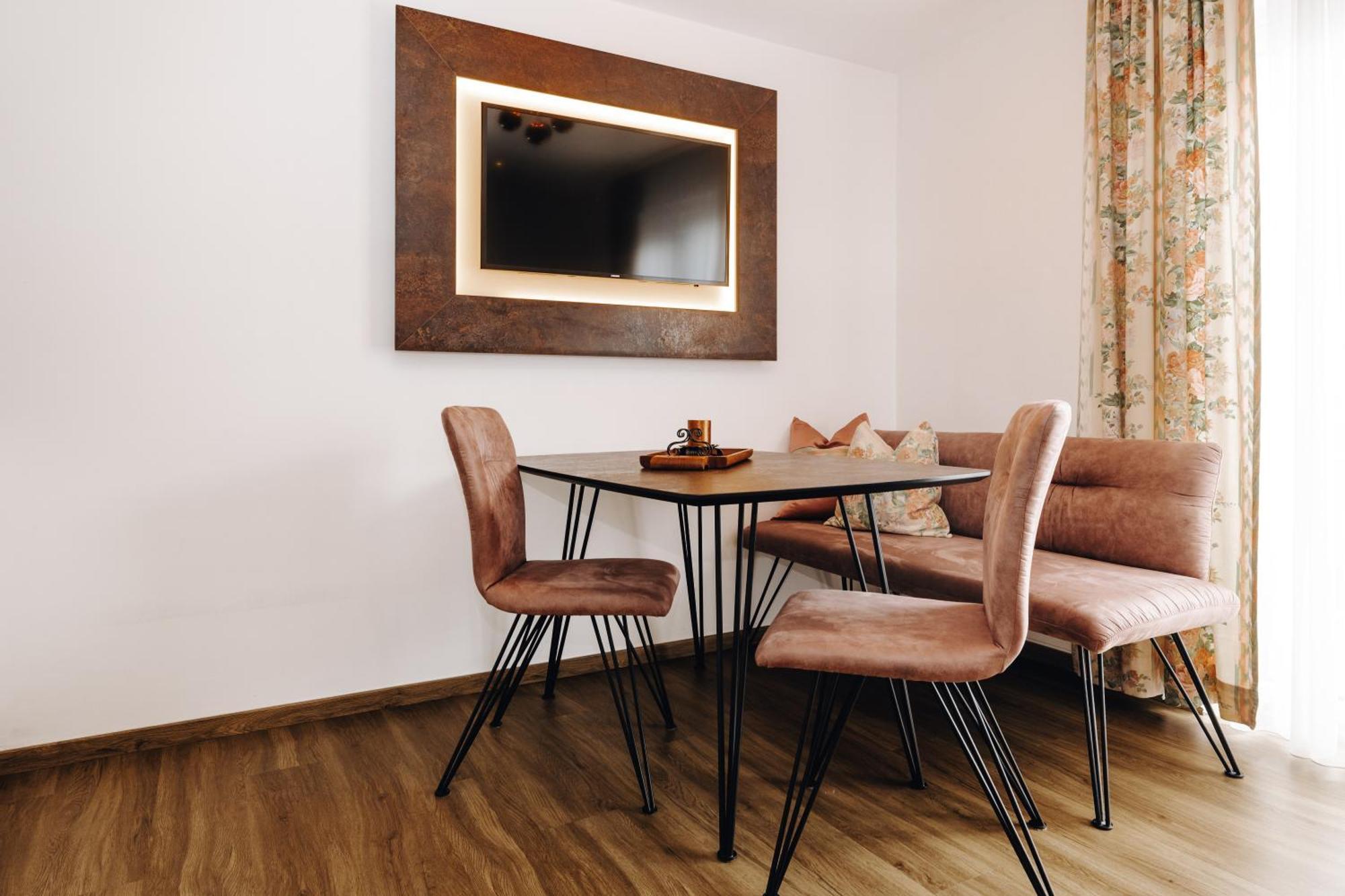 Hotel Garni Tannenhof Φλαχάου Εξωτερικό φωτογραφία
