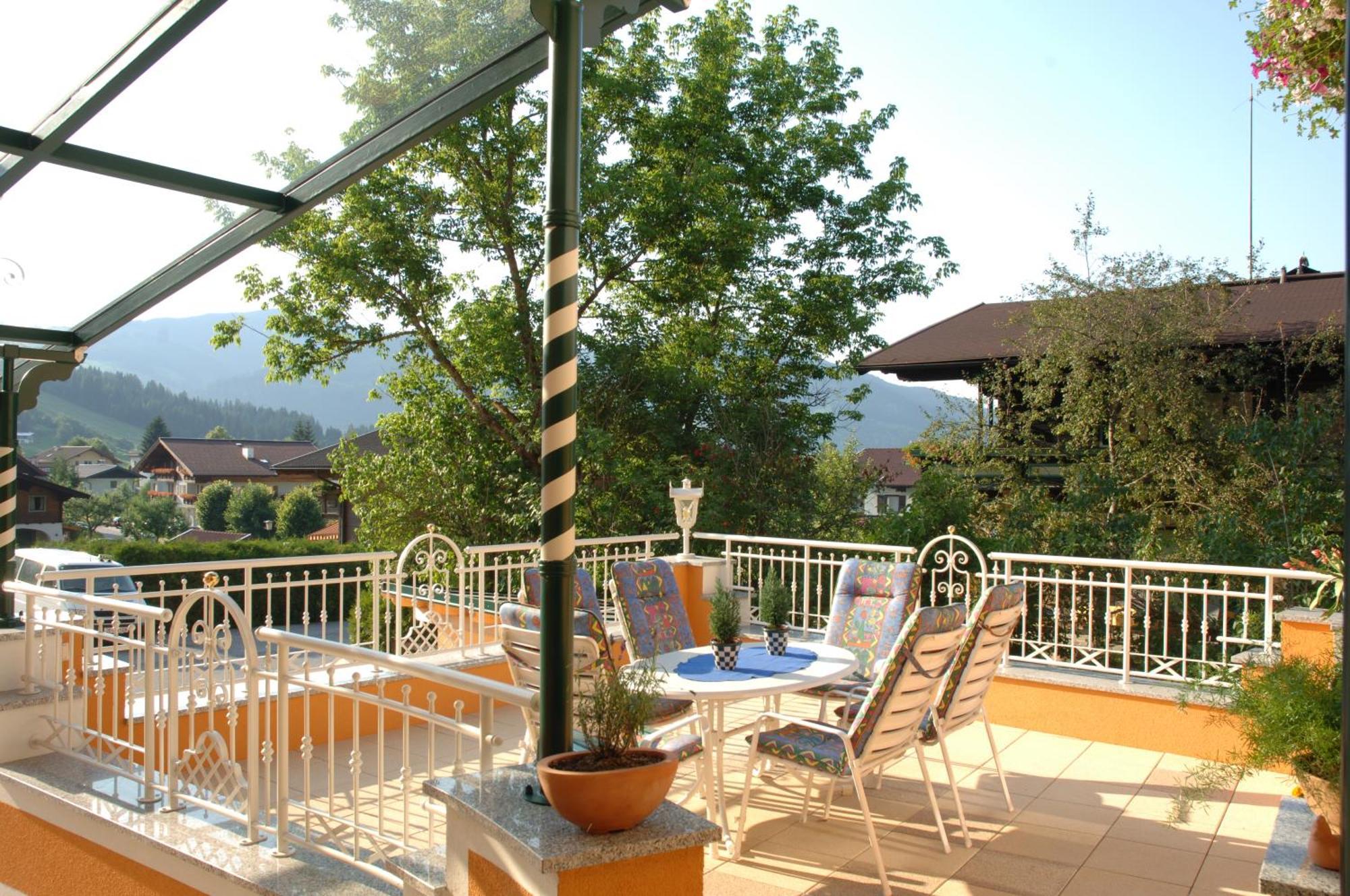 Hotel Garni Tannenhof Φλαχάου Εξωτερικό φωτογραφία